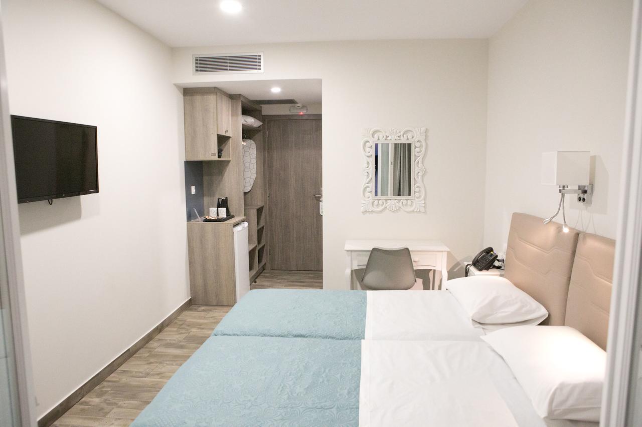 Hyperion Hotel Myrties Zewnętrze zdjęcie