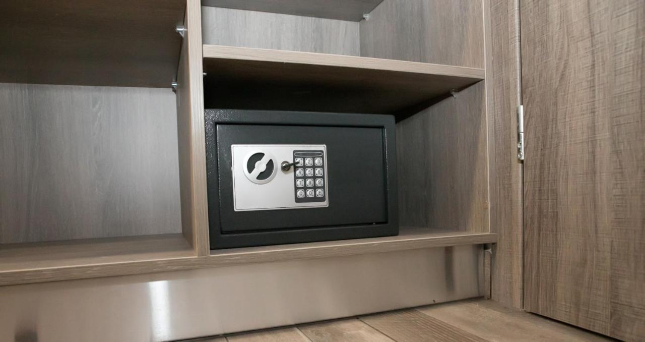 Hyperion Hotel Myrties Zewnętrze zdjęcie